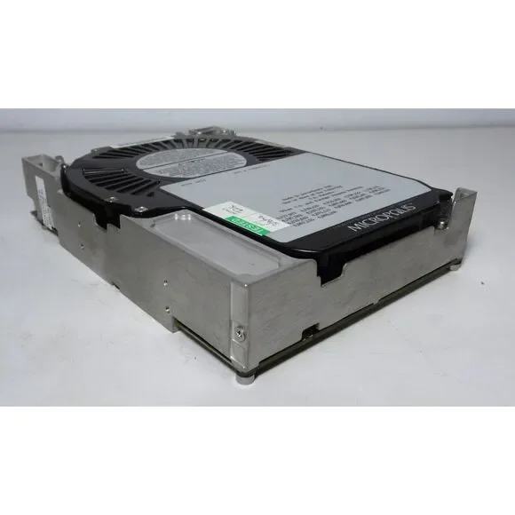 Micropolis 1624 668 MB 5.25" SCSI Hard Drive. P/N KG0033-01-2